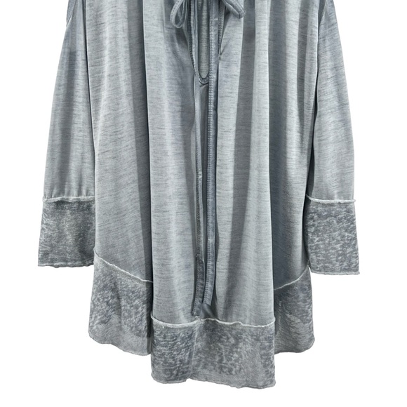 Umgee Womens Burnout Cold Shoulder Blouse Small Gray Keyhole Back Flare Sleeve - Picture 4 of 15